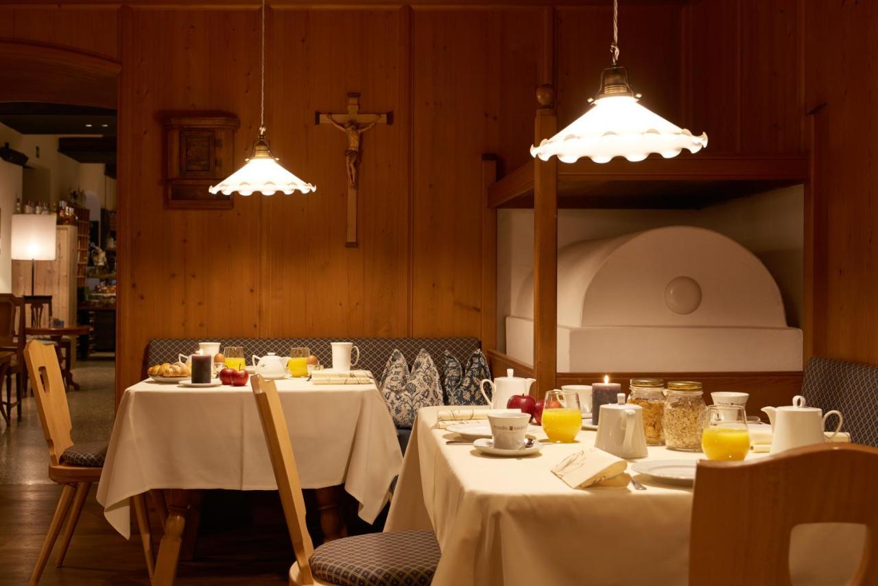 Historic Guesthouse Bircher B&B Apartments Near Sterzing Campo di Trens Exterior photo
