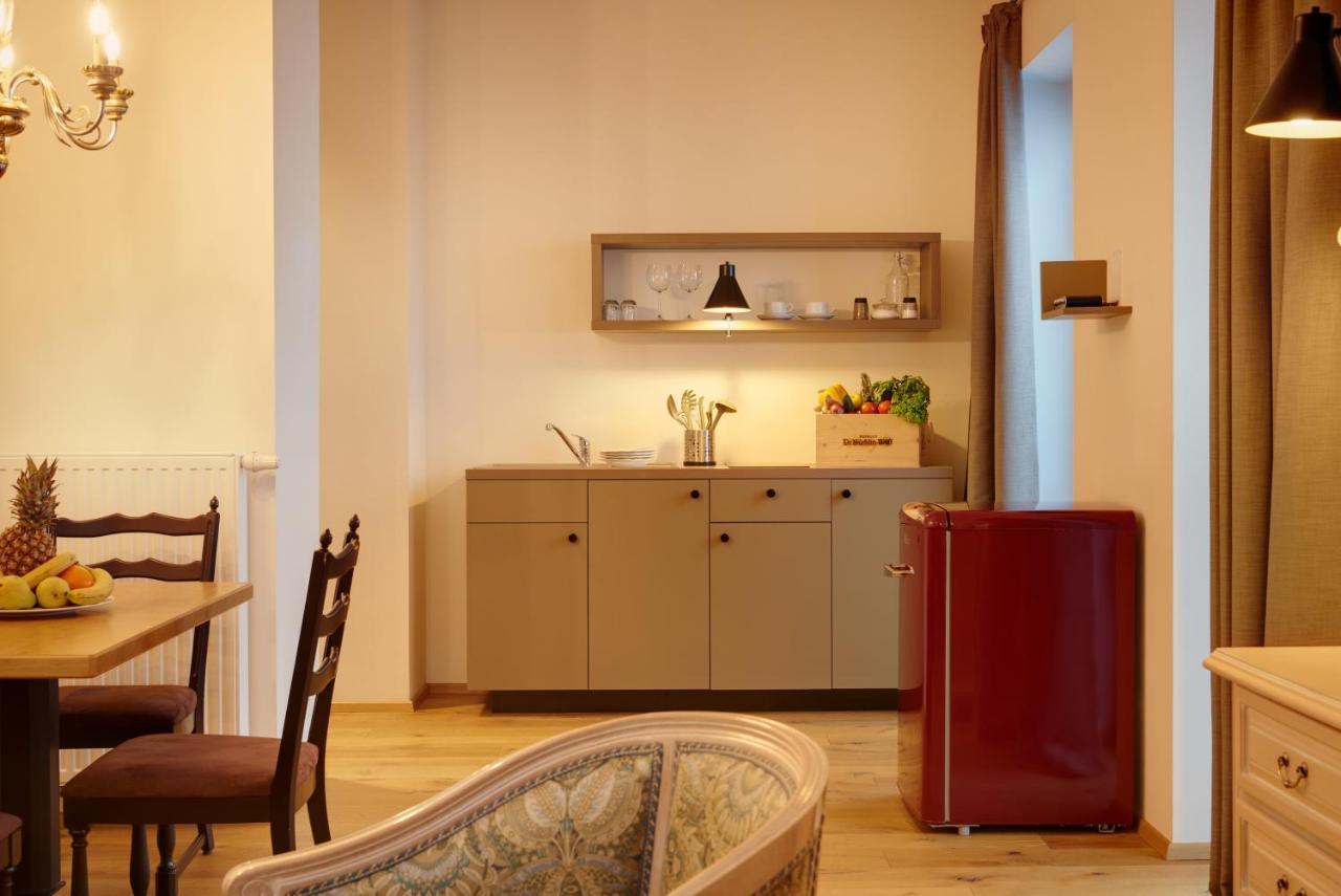 Historic Guesthouse Bircher B&B Apartments Near Sterzing Campo di Trens Exterior photo